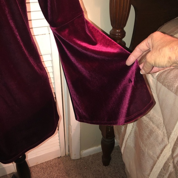 Karen Kane velvet top - Picture 5 of 5